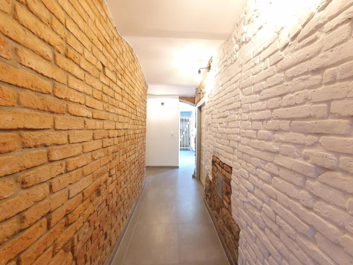 U Muzea Apartment *